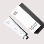 Eco-friendly Beauty - white and black usb flash drive