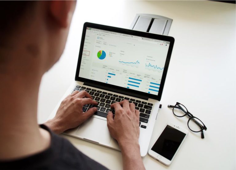 Mutual Funds - person using MacBook Pro